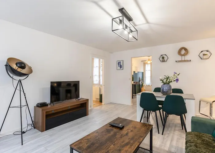 Appartamento Le 77 De Satie - Centre Sleeps 3 *